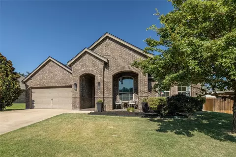 2105 Caroline Dr, Weatherford, TX 76087