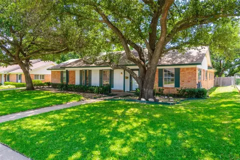 3324 Pebble Beach Dr, Farmers Branch, TX 75234