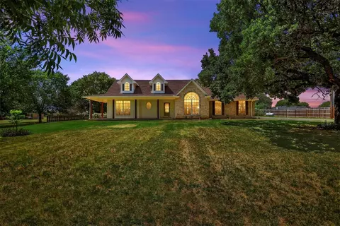 1100 Dobbs Trl, Springtown, TX 76082