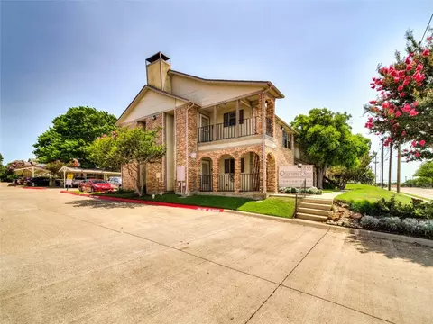 2835 Keller Springs Rd #802, Carrollton, TX 75006