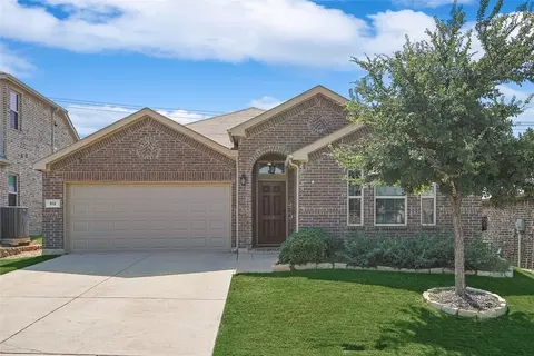 512 Crazy Horse Dr, Aubrey, TX 76227