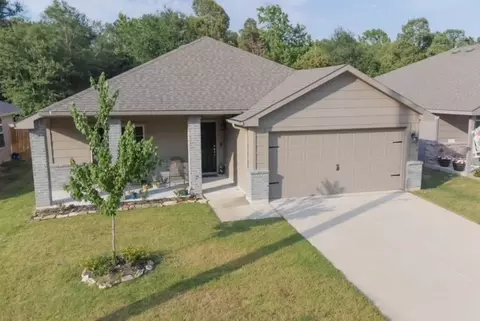 716 N Wofford St, Athens, TX 75751