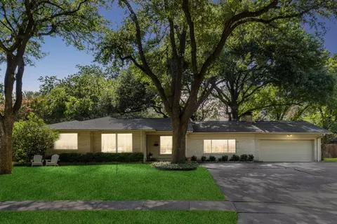 6523 Axton Cir, Dallas, TX 75214