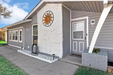 3418 Valley View Rd, Denton, TX 76209