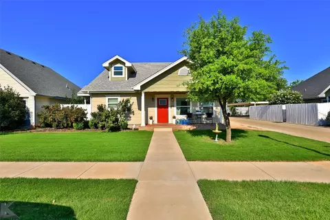 1017 Cabernet Dr, Abilene, TX 79601 photo 2