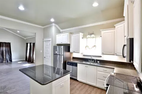 1017 Cabernet Dr, Abilene, TX 79601 photo 6