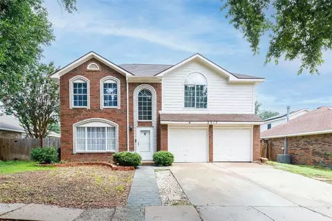 2317 Belton Dr, Arlington, TX 76018