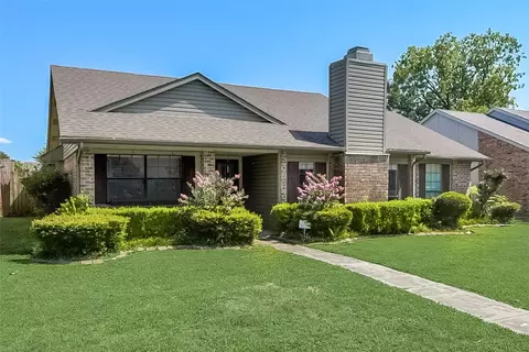 9218 Shearer St, Rowlett, TX 75088
