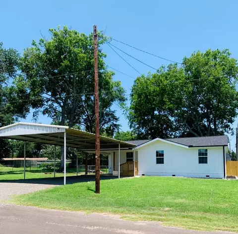 130 Vz County Road 1528, Van, TX 75790
