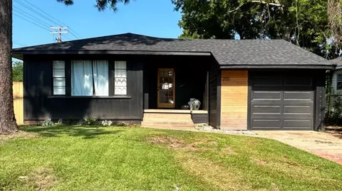 201 Leland Dr, Shreveport, LA 71105