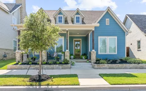 6008 Maybrook Dr, North Richland Hills, TX 76180