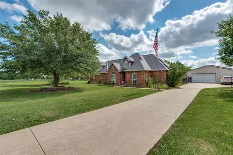 164 Royal Park Ln, Waxahachie, TX 75165