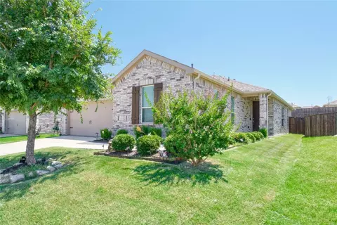 2608 Wayne Ave, Aubrey, TX 76227