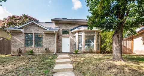 2535 Melissa Ln, Carrollton, TX 75006