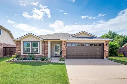 9445 Pastime Ct, Fort Worth, TX 76244