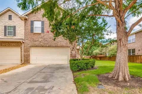 205 Inverness Dr, Lewisville, TX 75067
