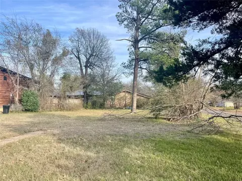134 NW 17th St, Paris, TX 75460