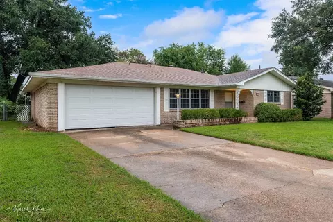 2721 Alvin Ln, Shreveport, LA 71104