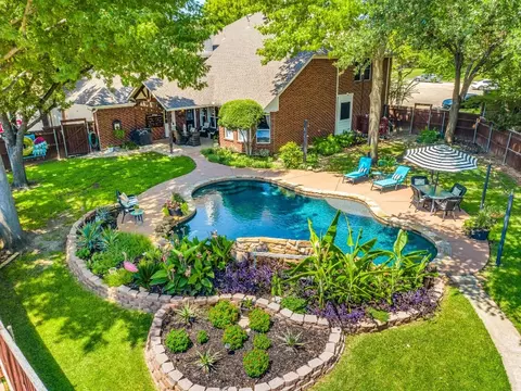 2505 Cove Hollow Ct, Rowlett, TX 75088