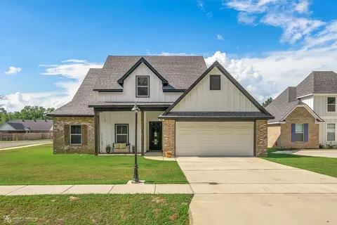 664 Stanley Rd, Stonewall, LA 71078