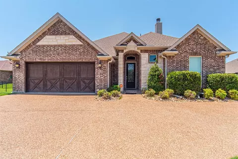 1101 Burkburnett Dr, Weatherford, TX 76087