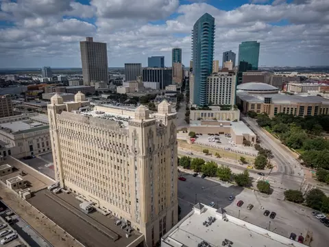 221 W Lancaster Ave #11005, Fort Worth, TX 76102