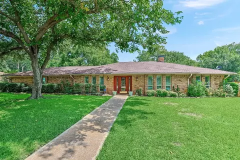 1601 Skyline Dr, Sherman, TX 75092