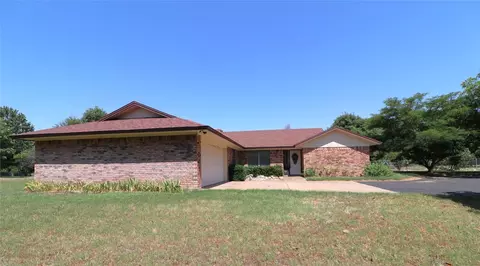 556 County Road 567, Stephenville, TX 76401