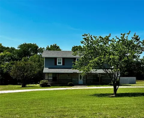 1579 Bethel Cannon Rd, Whitewright, TX 75491