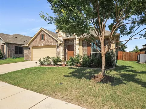 548 Cottage Pl, Lavon, TX 75166