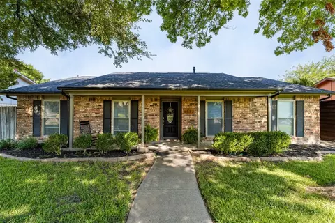 6513 Chinaberry Trl, Plano, TX 75023