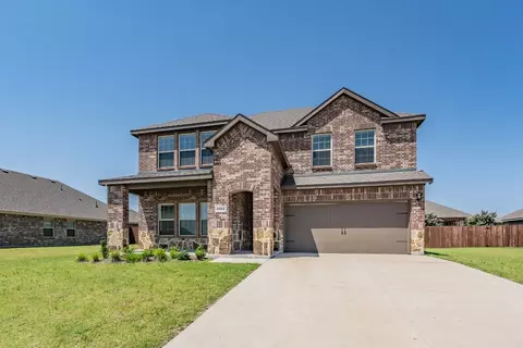 1534 Shoreline Dr, Waxahachie, TX 75165