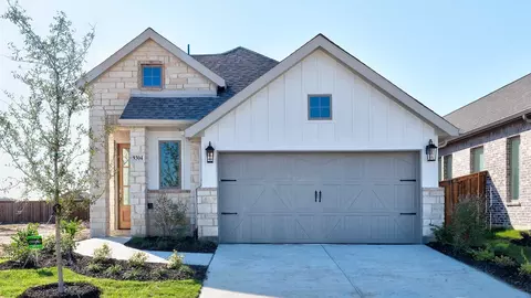 9304 Winding Creek Dr, Oak Point, TX 75068