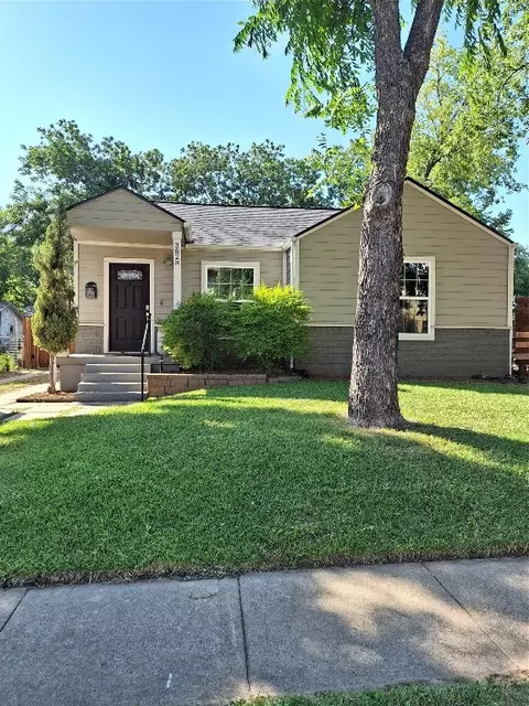 3828 Valentine St, Fort Worth, TX 76107