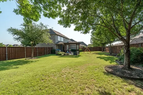 921 Navasota Trl, Mckinney, TX 75071