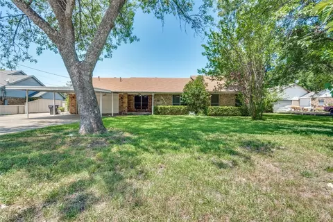 10701 Old Seagoville Rd, Dallas, TX 75217