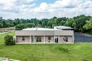 7124 Flournoy Lucas Rd, Shreveport, LA 71129