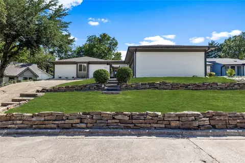205 Sovereign Ct, Rockwall, TX 75032