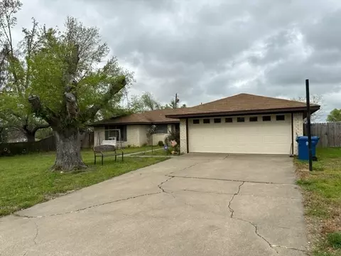 1106 Briarwood St, Mexia, TX 76667