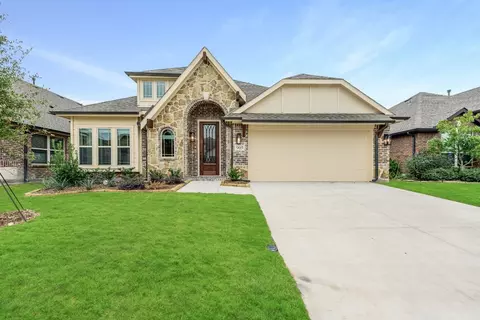 905 Edinburgh Dr, Anna, TX 75409