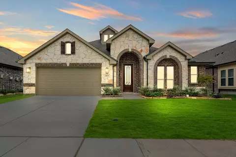 901 Edinburgh Dr, Anna, TX 75409