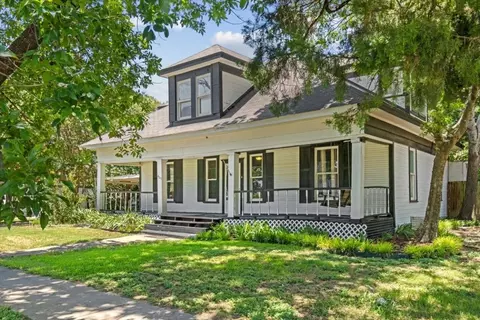 405 E Main St, Itasca, TX 76055