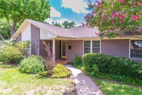 9138 Westglen Dr, Dallas, TX 75228