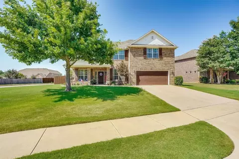 903 Valley Ridge Ct, Burleson, TX 76028