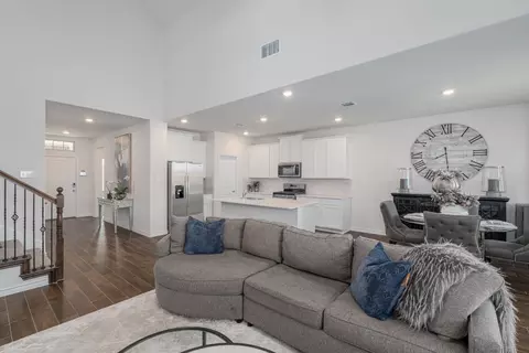 11121 Canyon Oak St, Aubrey, TX 76227