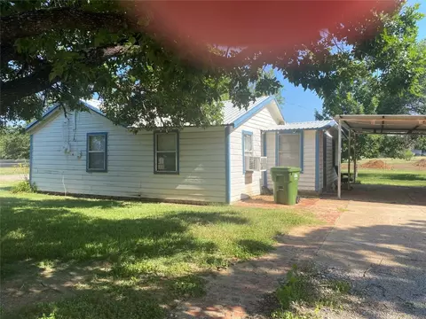 1900 SW 2nd Ave, Mineral Wells, TX 76067