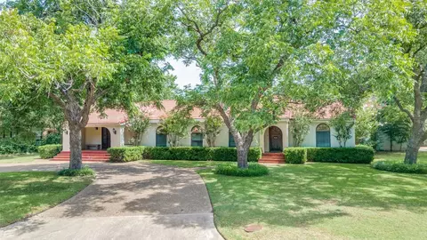 1518 Sereno Dr, Dallas, TX 75218