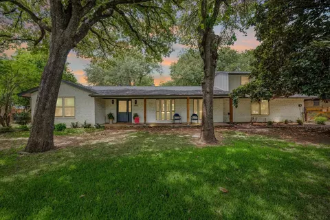 6512 Ponderosa Ln, Colleyville, TX 76034