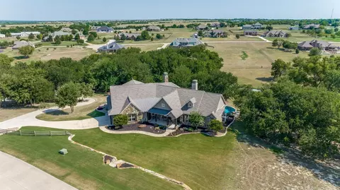 11980 Virginia City Ln, Ponder, TX 76259
