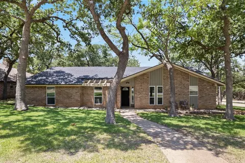 201 Pebble Beach Dr, Trophy Club, TX 76262